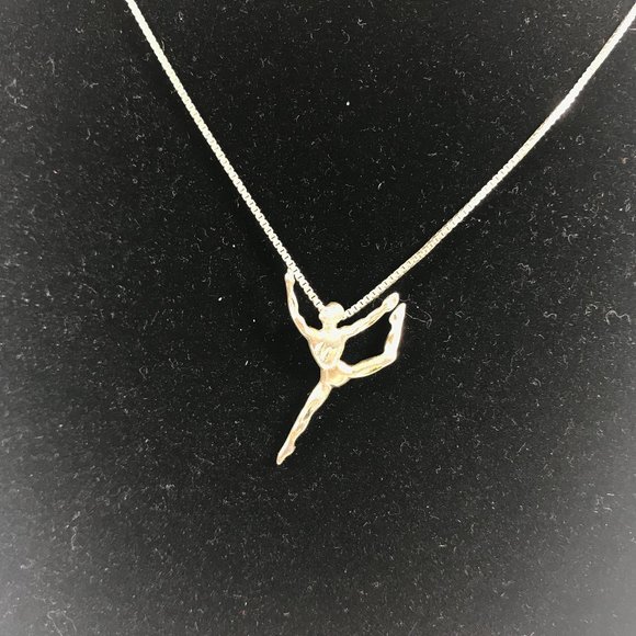Tiny Dancer Gymnast SS pendant & Chain - Picture 4 of 9